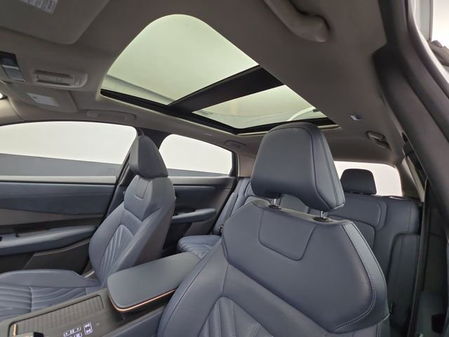 Used 2023 Nissan Ariya image 47