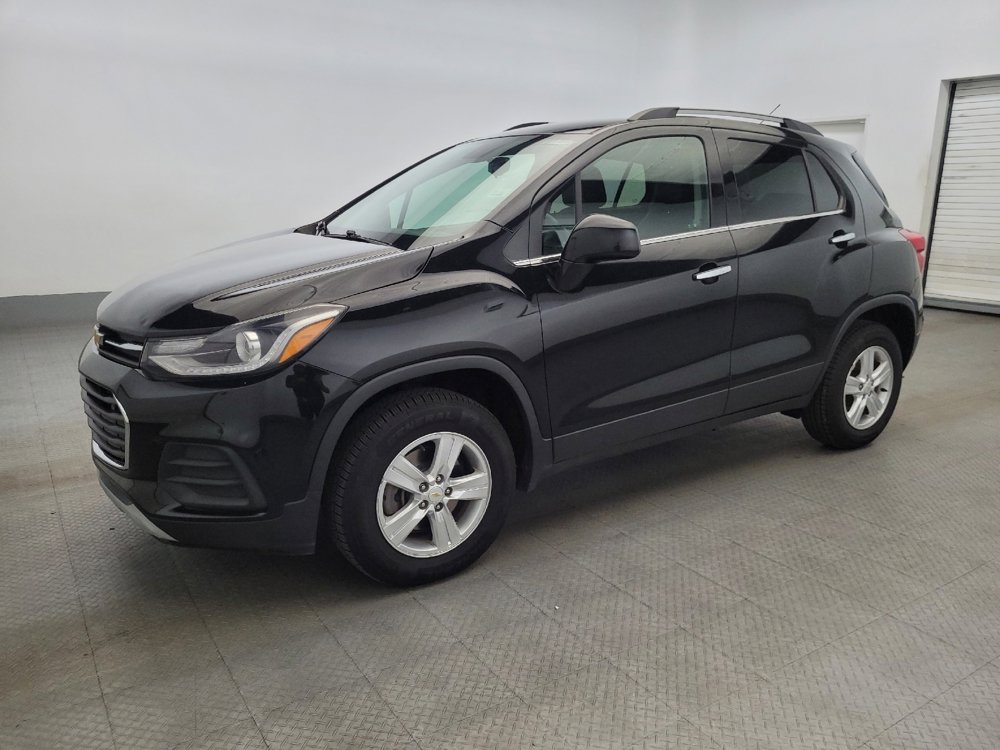 Used 2019 Chevrolet Trax LT w/ LT Convenience Package AWD/4WD image 2