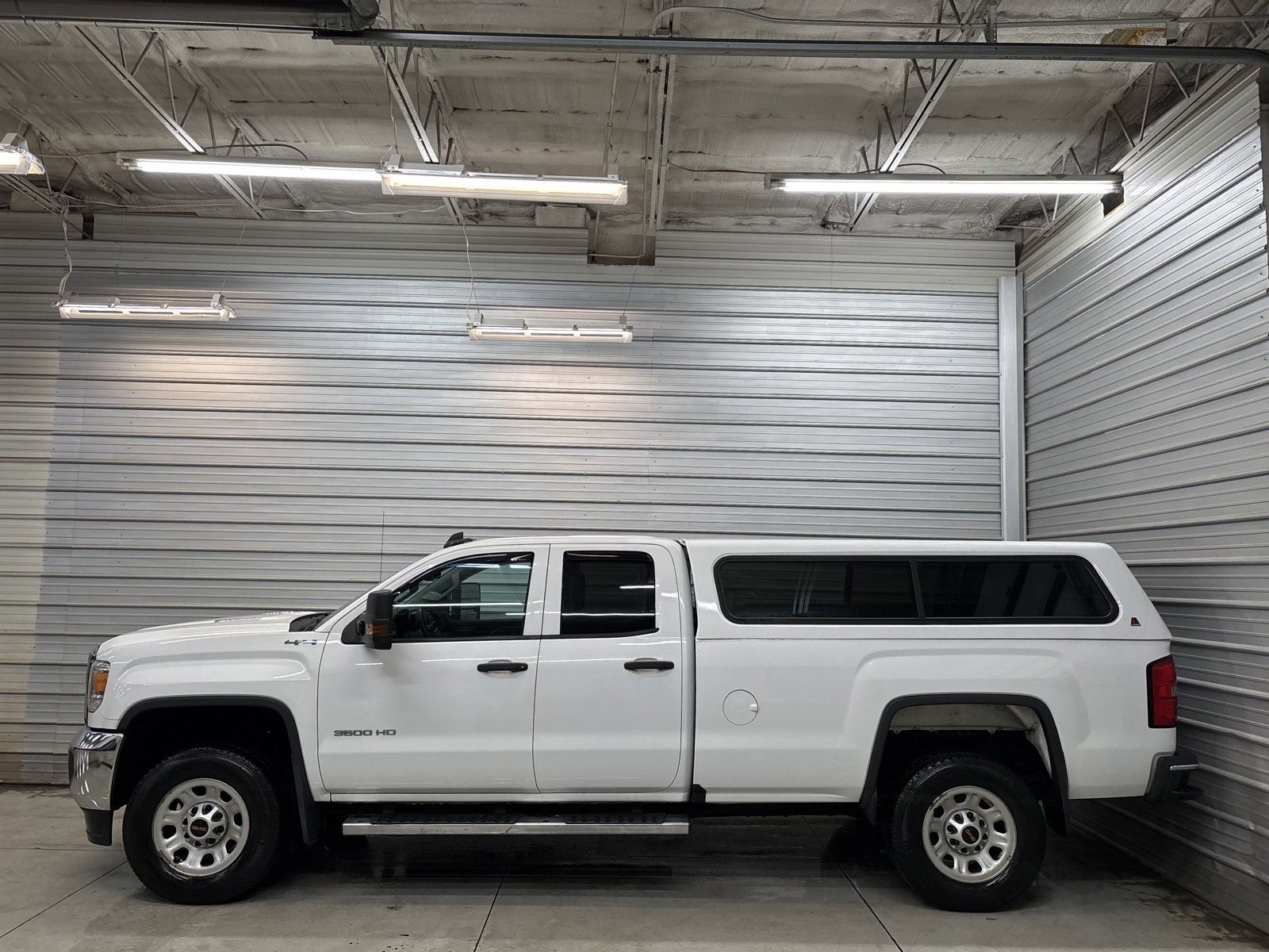 Used 2016 GMC Sierra 3500 4x4 Double Cab w/ Sierra Convenience Package image 8