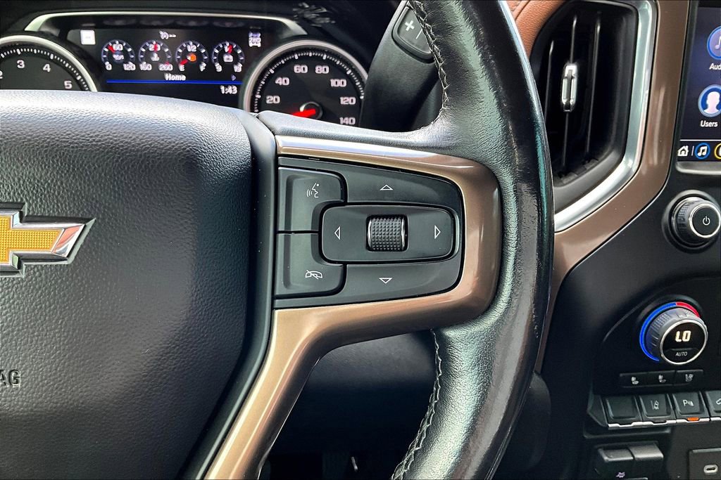 Used 2022 Chevrolet Silverado 3500 High Country w/ Technology Package image 21