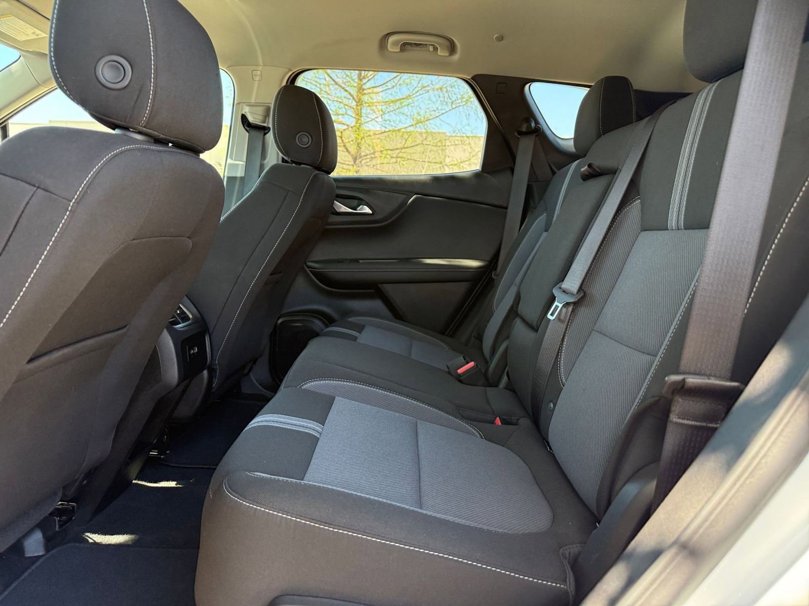 Used 2025 Chevrolet Blazer LT image 25