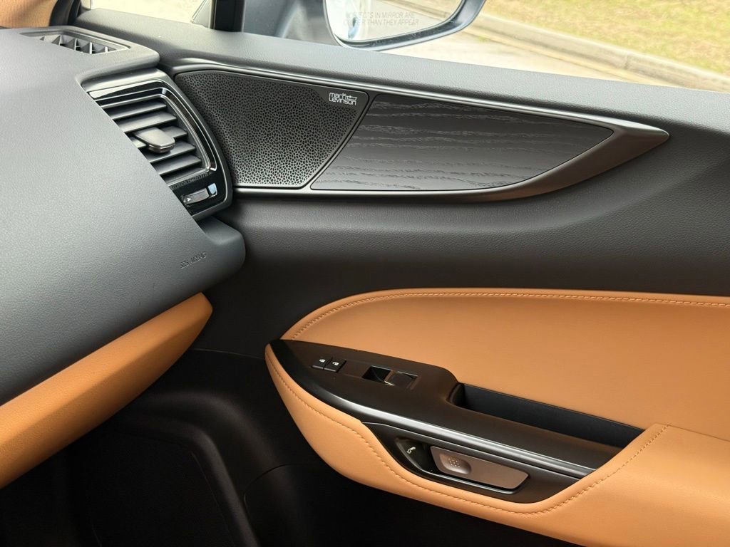 Certified 2025 Lexus NX 450h+ AWD w/ Luxury Package image 40