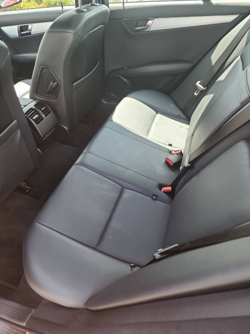 Used 2008 Mercedes-Benz C 300 Sedan image 13