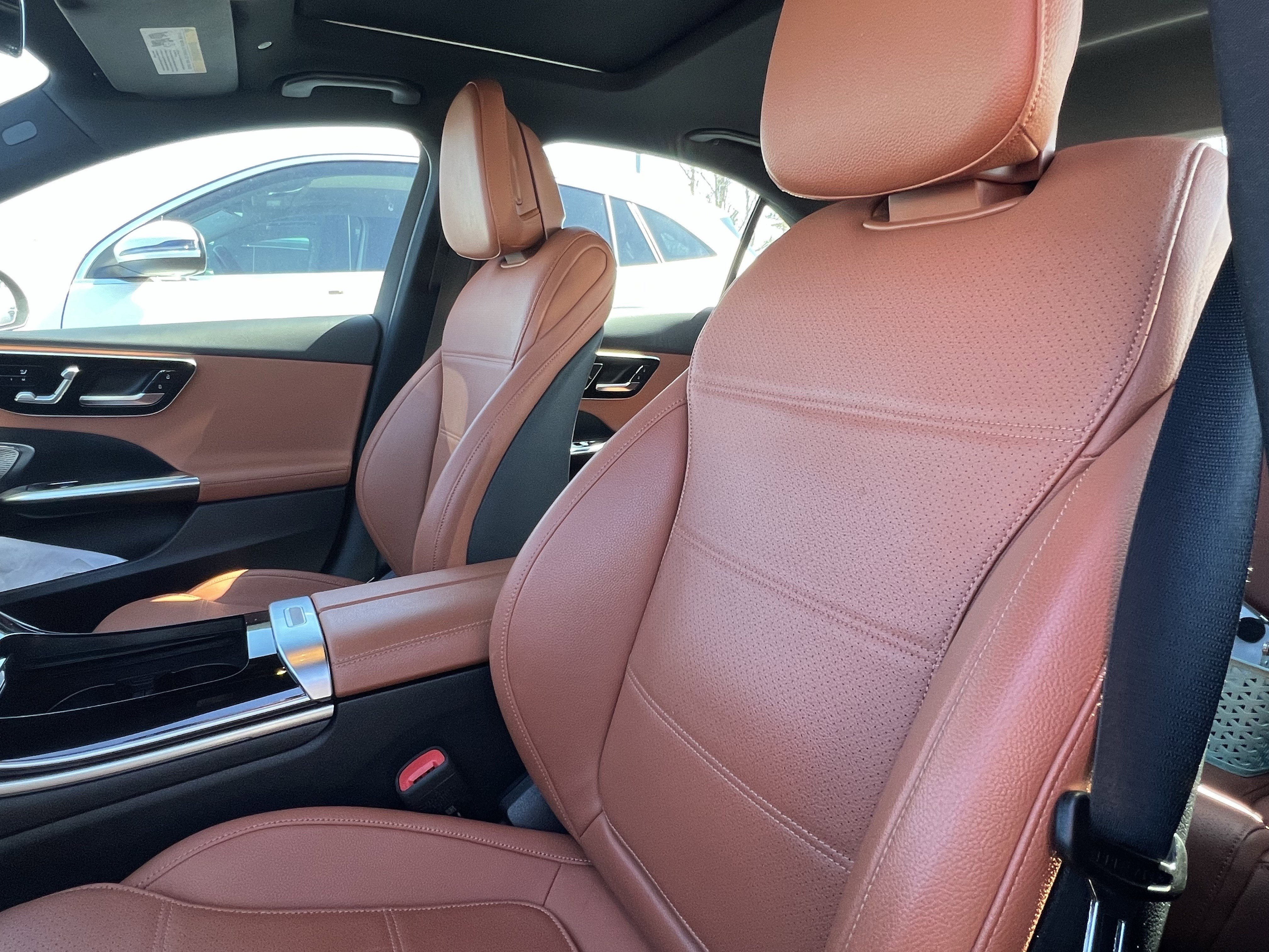 Used 2022 Mercedes-Benz C 300 Sedan image 16