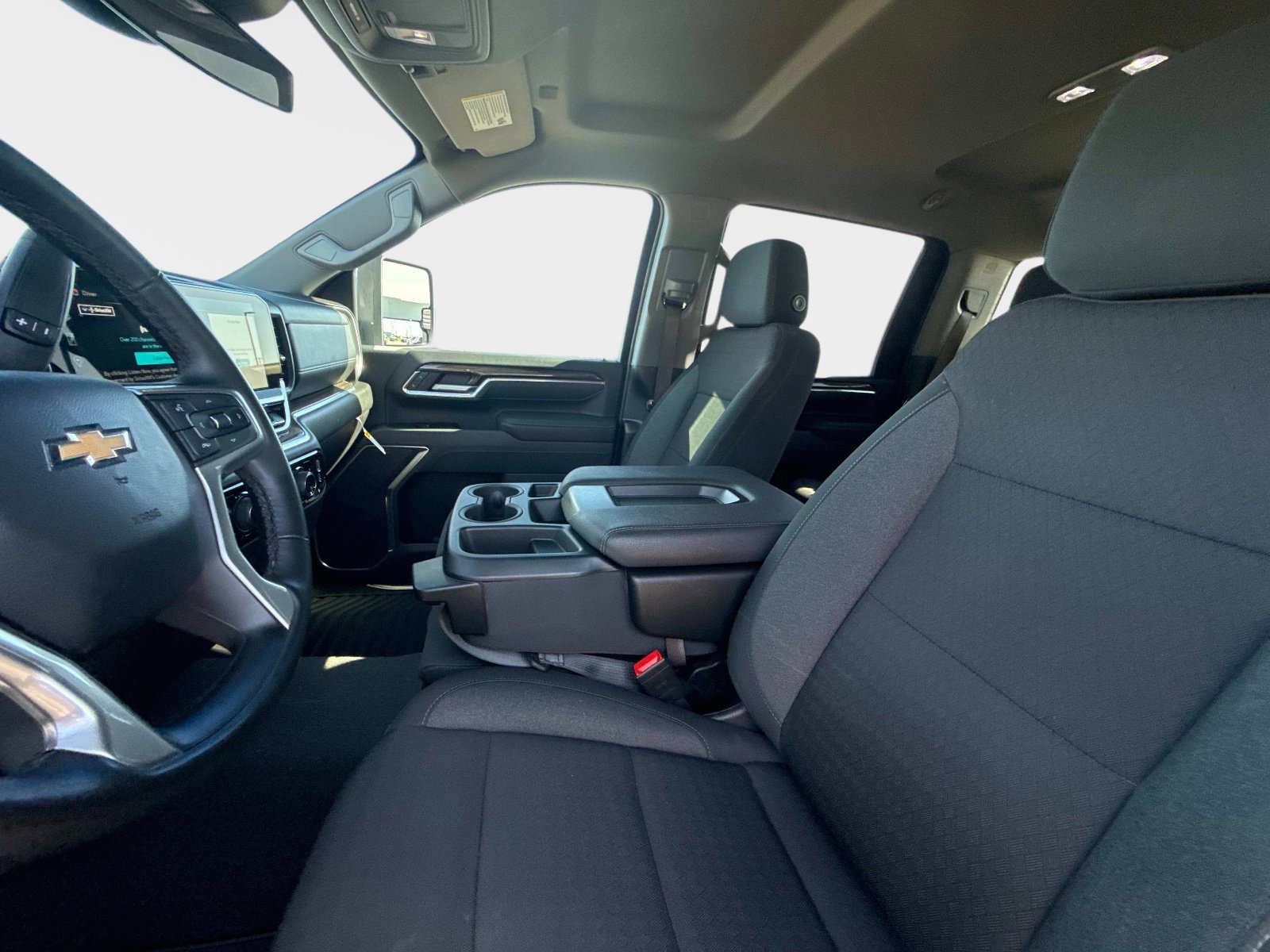 Used 2025 Chevrolet Silverado 2500 LT w/ Convenience Package AWD/4WD image 22