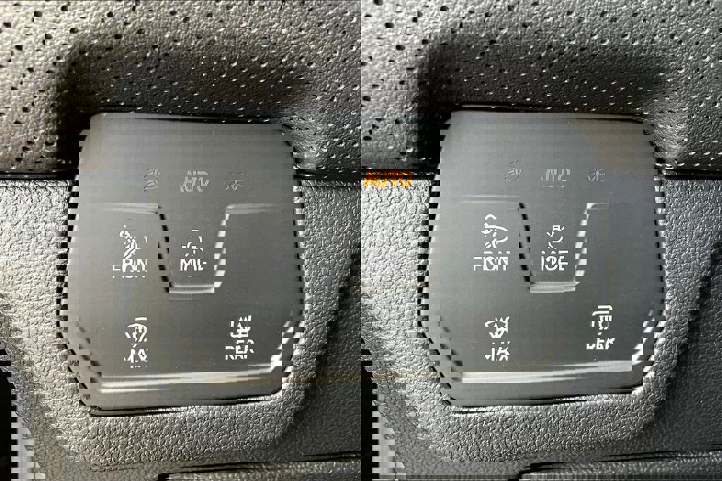 New 2026 Volkswagen Atlas SEL image 28