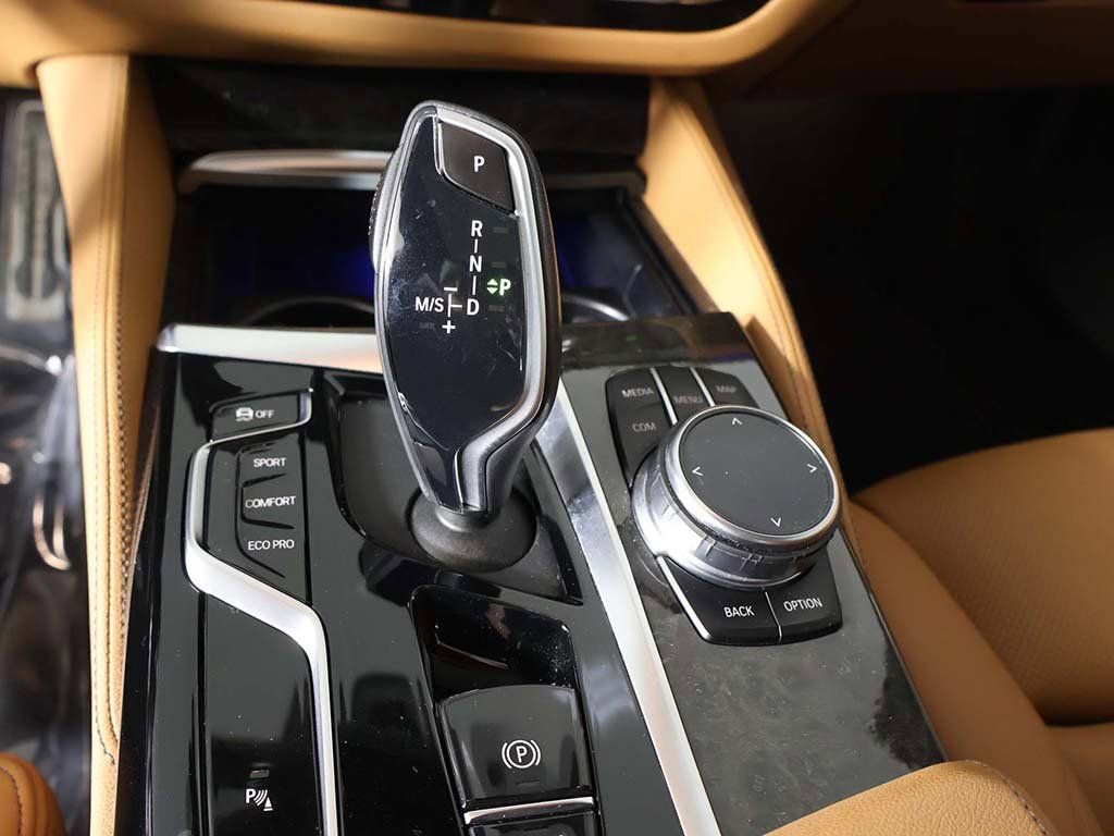 Used 2023 BMW 530i xDrive w/ M Sport Package AWD/4WD image 48