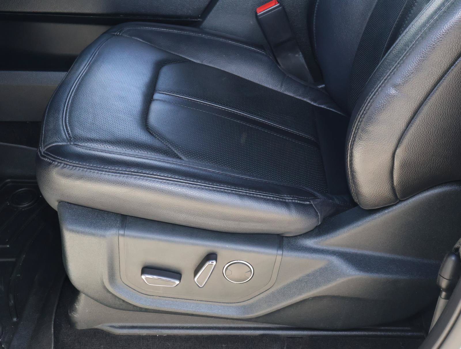 Used 2020 Ford Expedition Max Limited RWD image 15