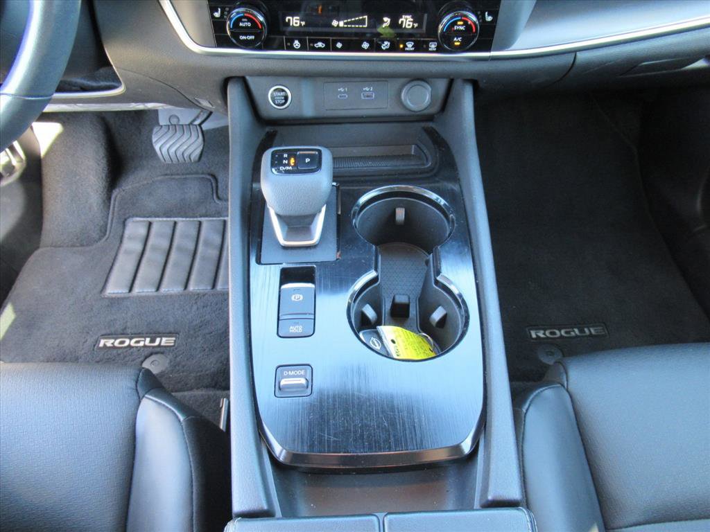 Used 2023 Nissan Rogue SV w/ SV Premium B Package image 20