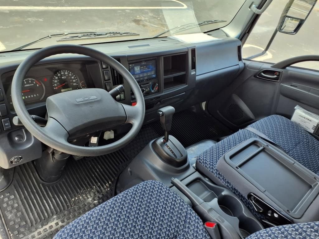 New 2025 Chevrolet Low Cab Forward RWD image 8