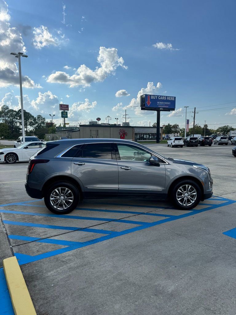 Used 2021 Cadillac XT5 Premium Luxury image 4