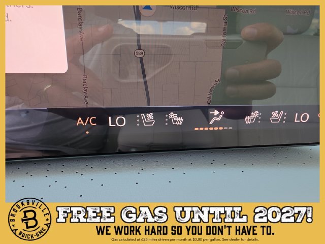 New 2027 Buick Enclave Avenir w/ LPO, Floor Liner Package FWD image 25