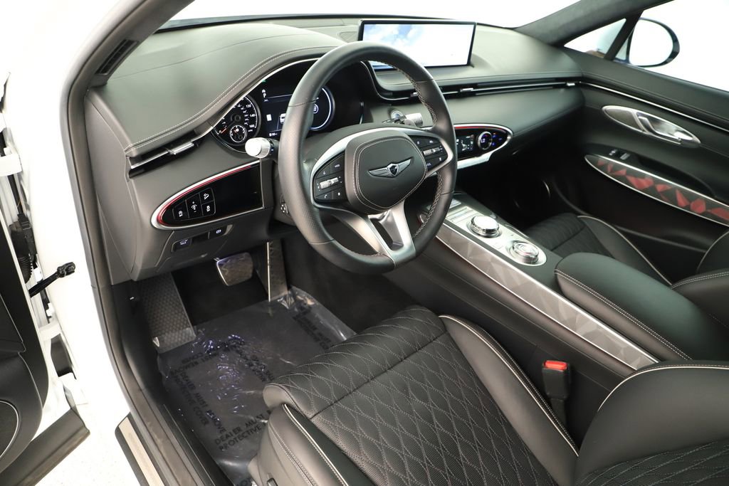 Used 2025 Genesis GV70 3.5T Sport w/ Sport Advanced Package image 15