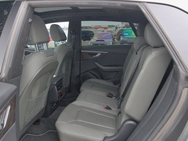 Used 2019 Audi Q8 Premium Plus image 29