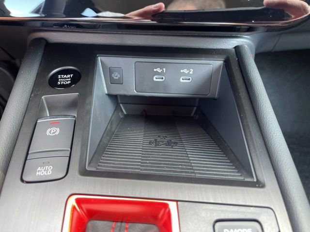 New 2025 Nissan Kicks SR image 24