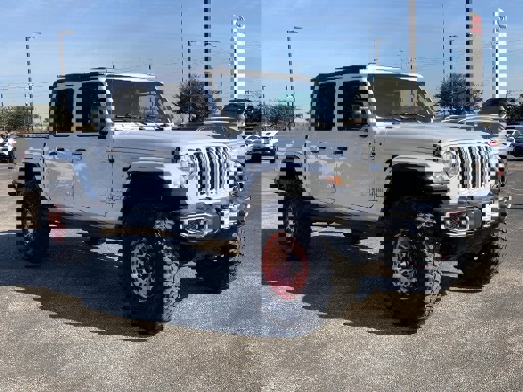 Used 2022 Jeep Gladiator Overland w/ Popular Equipment Package image 3