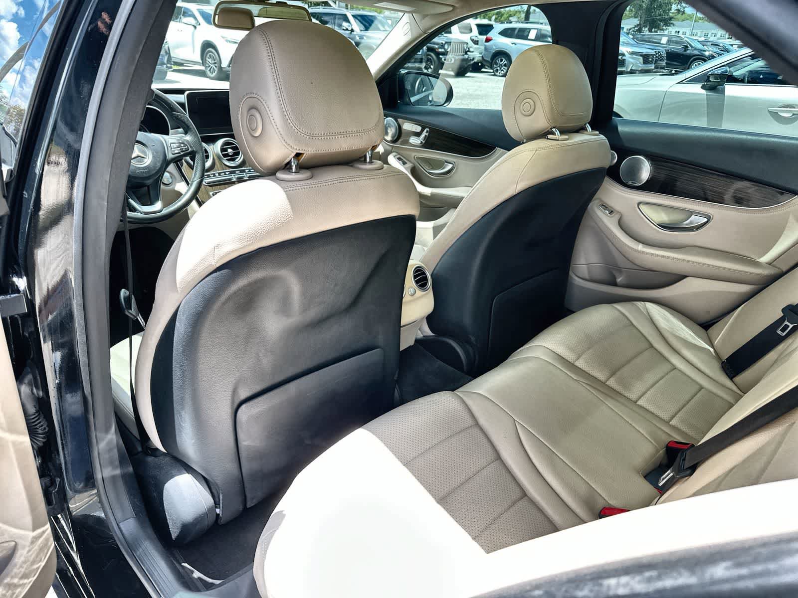 Used 2015 Mercedes-Benz C 300 Sedan image 17