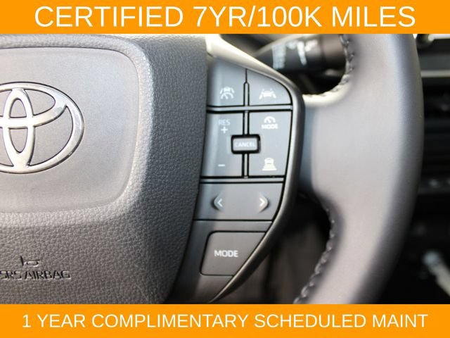 Used 2025 Toyota Prius LE FWD image 23