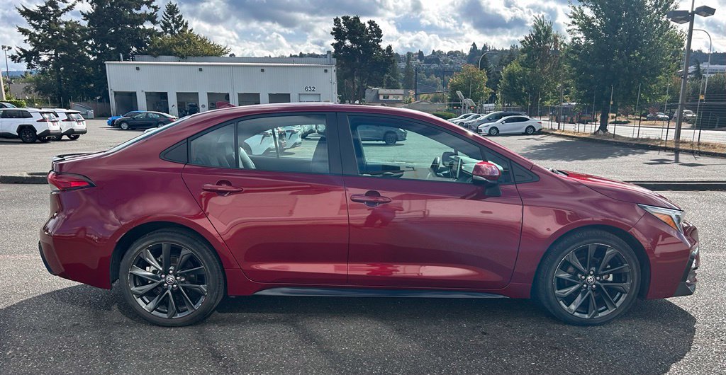 Certified 2024 Toyota Corolla XSE FWD image 4