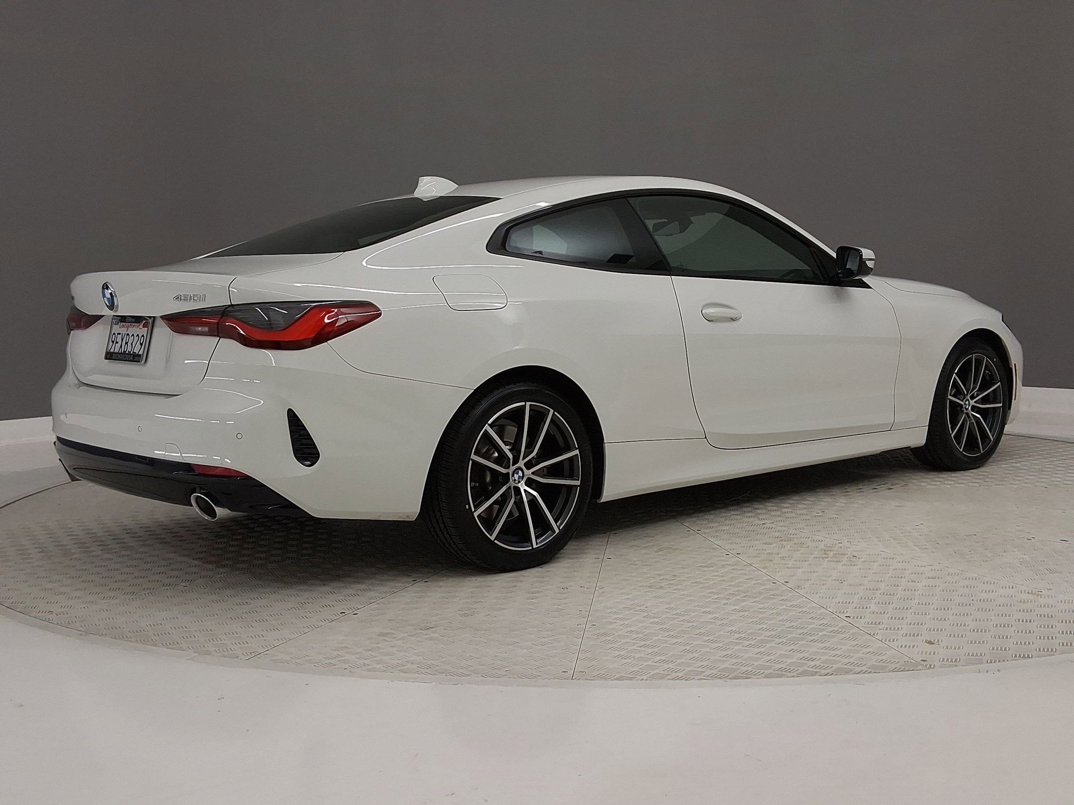 Certified 2023 BMW 430i xDrive Coupe w/ Premium Package image 7