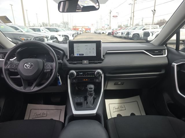 Used 2024 Toyota RAV4 LE image 10