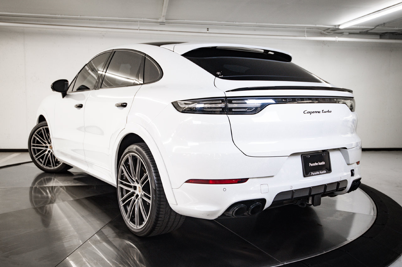 Used 2020 Porsche Cayenne Turbo AWD/4WD image 3