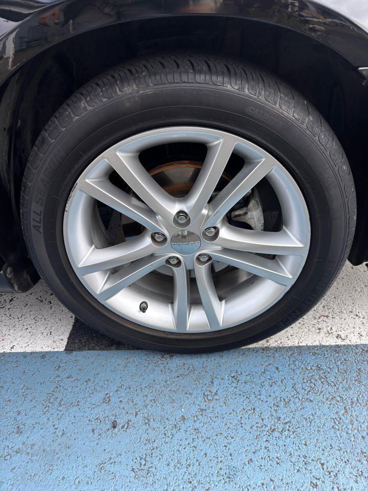 Used 2013 Dodge Avenger SE FWD image 17