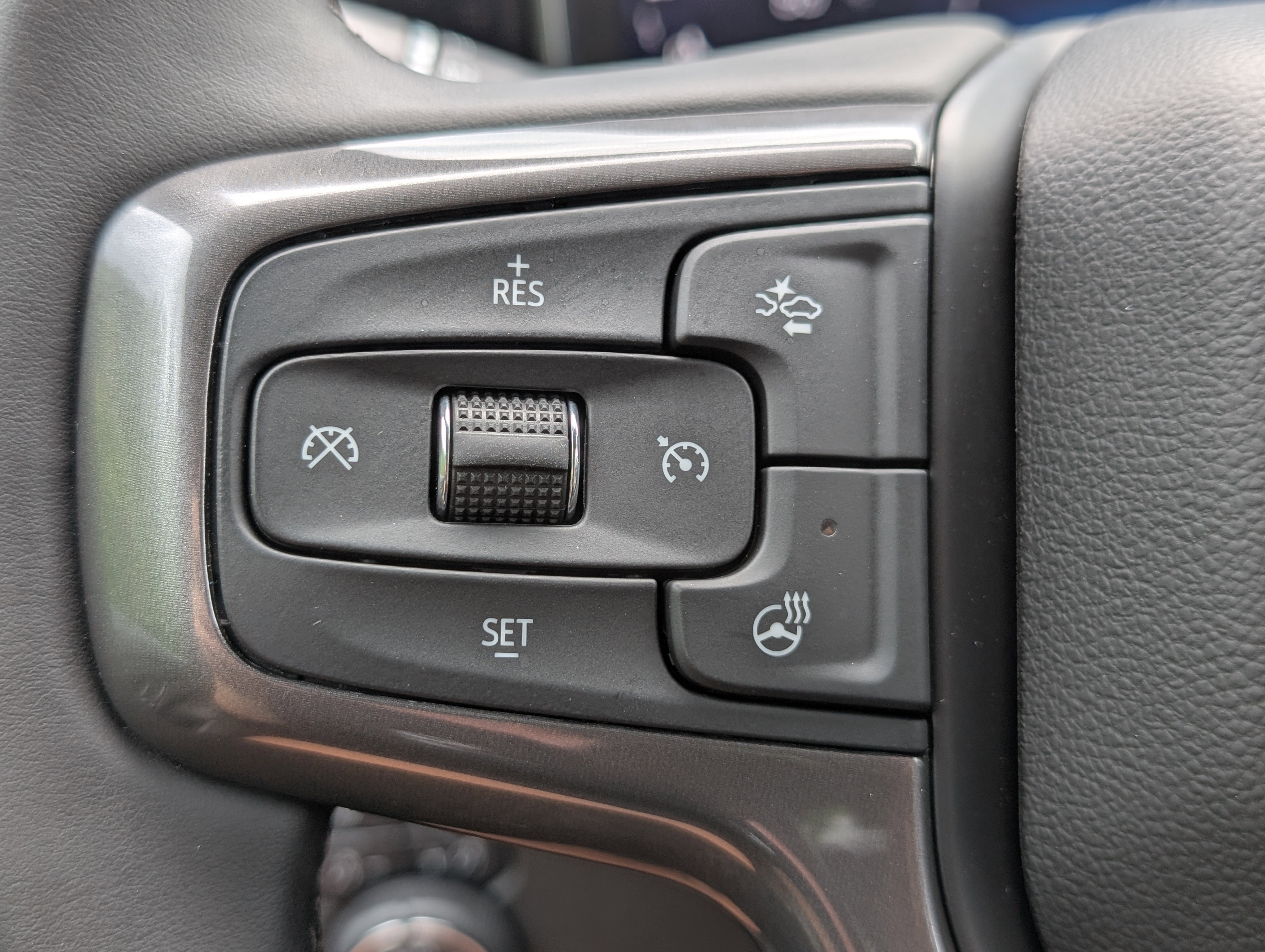 Used 2025 Chevrolet Silverado 2500 ZR2 w/ LPO, Dark Essentials Package AWD/4WD image 33