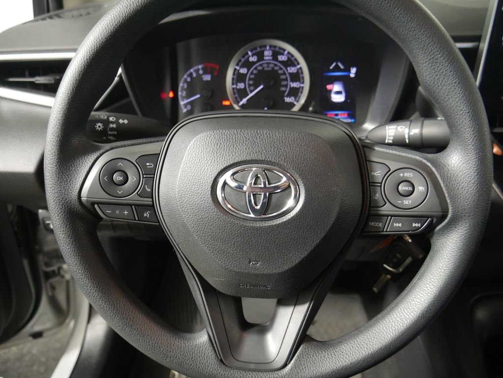 Used 2020 Toyota Corolla LE image 13
