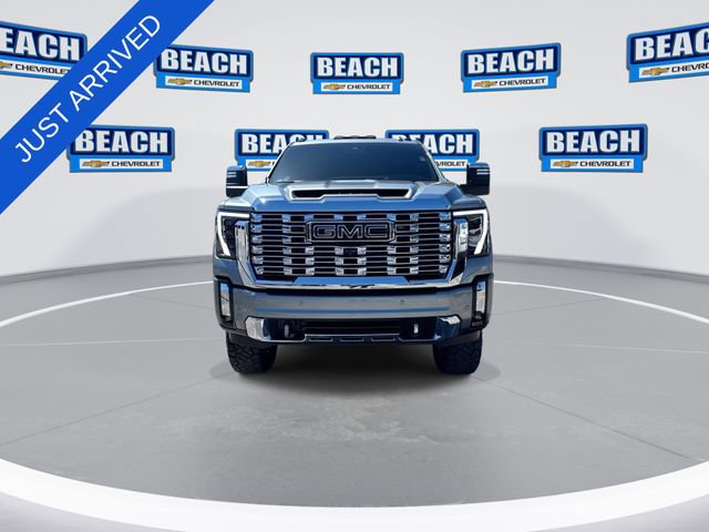 Used 2024 GMC Sierra 2500 Denali AWD/4WD image 3