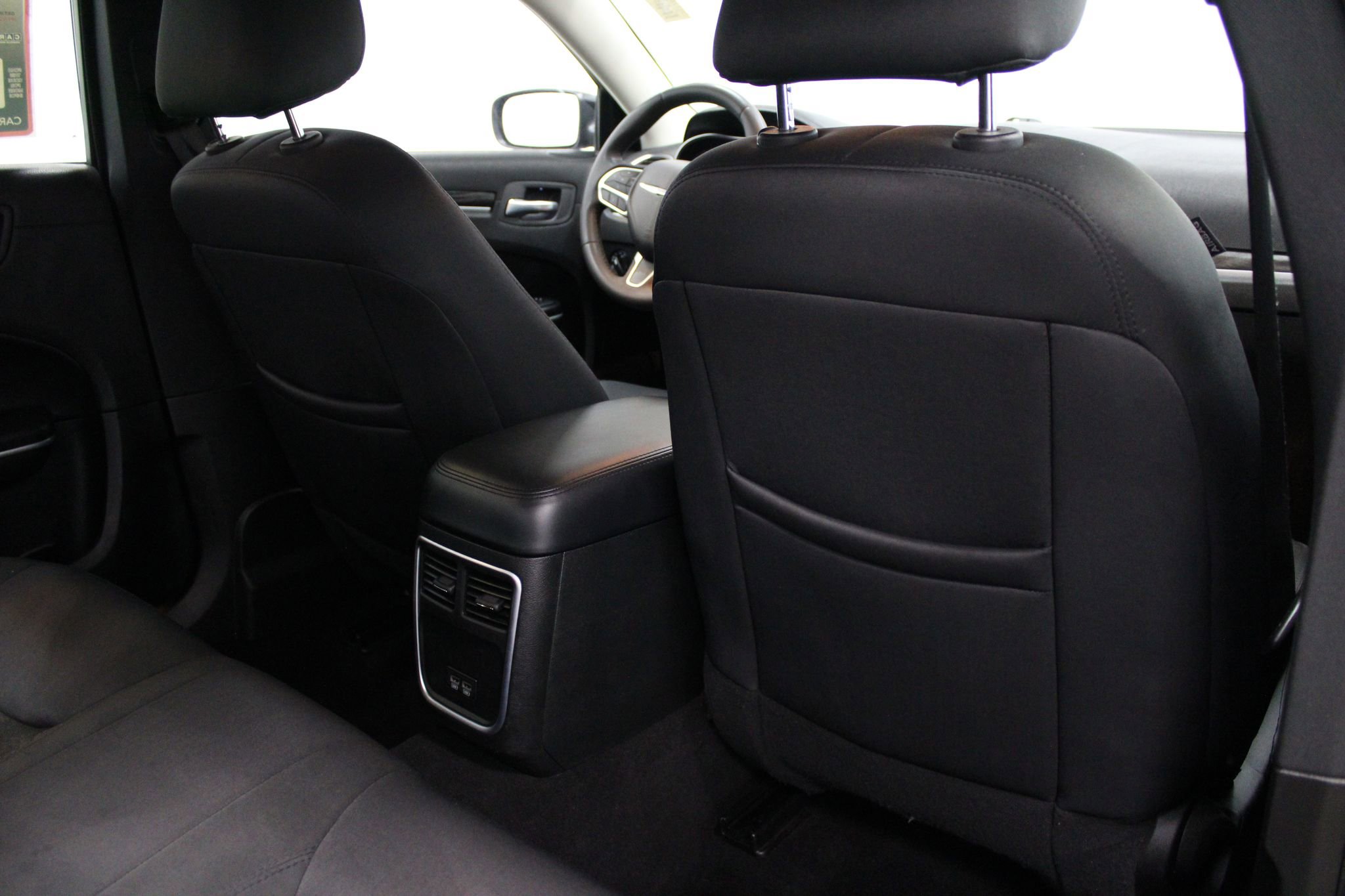 Used 2022 Chrysler 300 Touring w/ Sport Appearance Package RWD image 21