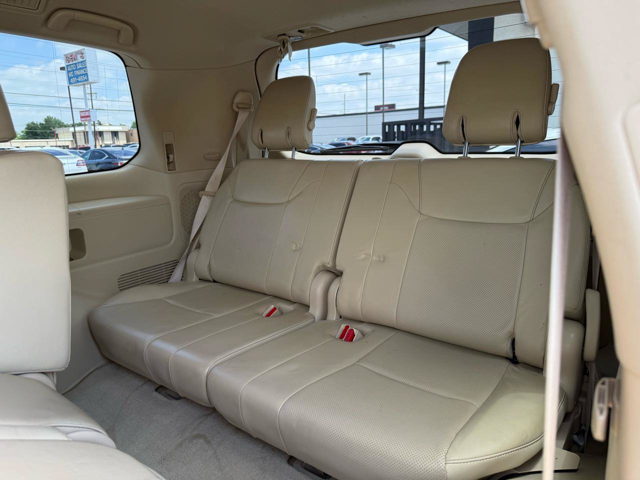 Used 2015 Lexus LX 570 4WD image 19