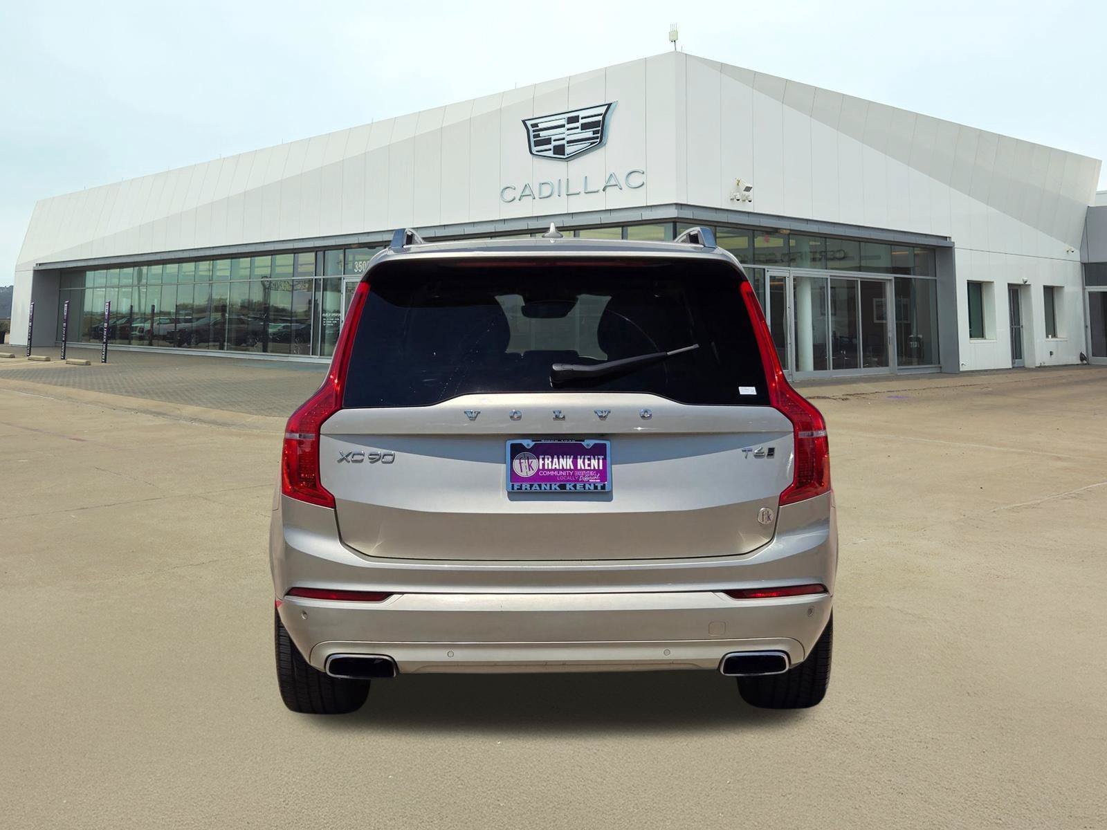 Used 2018 Volvo XC90 T6 Momentum w/ Convenience Package AWD/4WD image 5