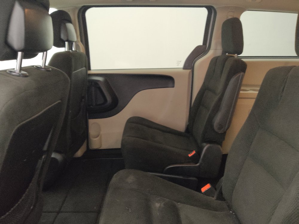Used 2016 Dodge Grand Caravan SE w/ Quick Order Package 29E SE FWD image 18