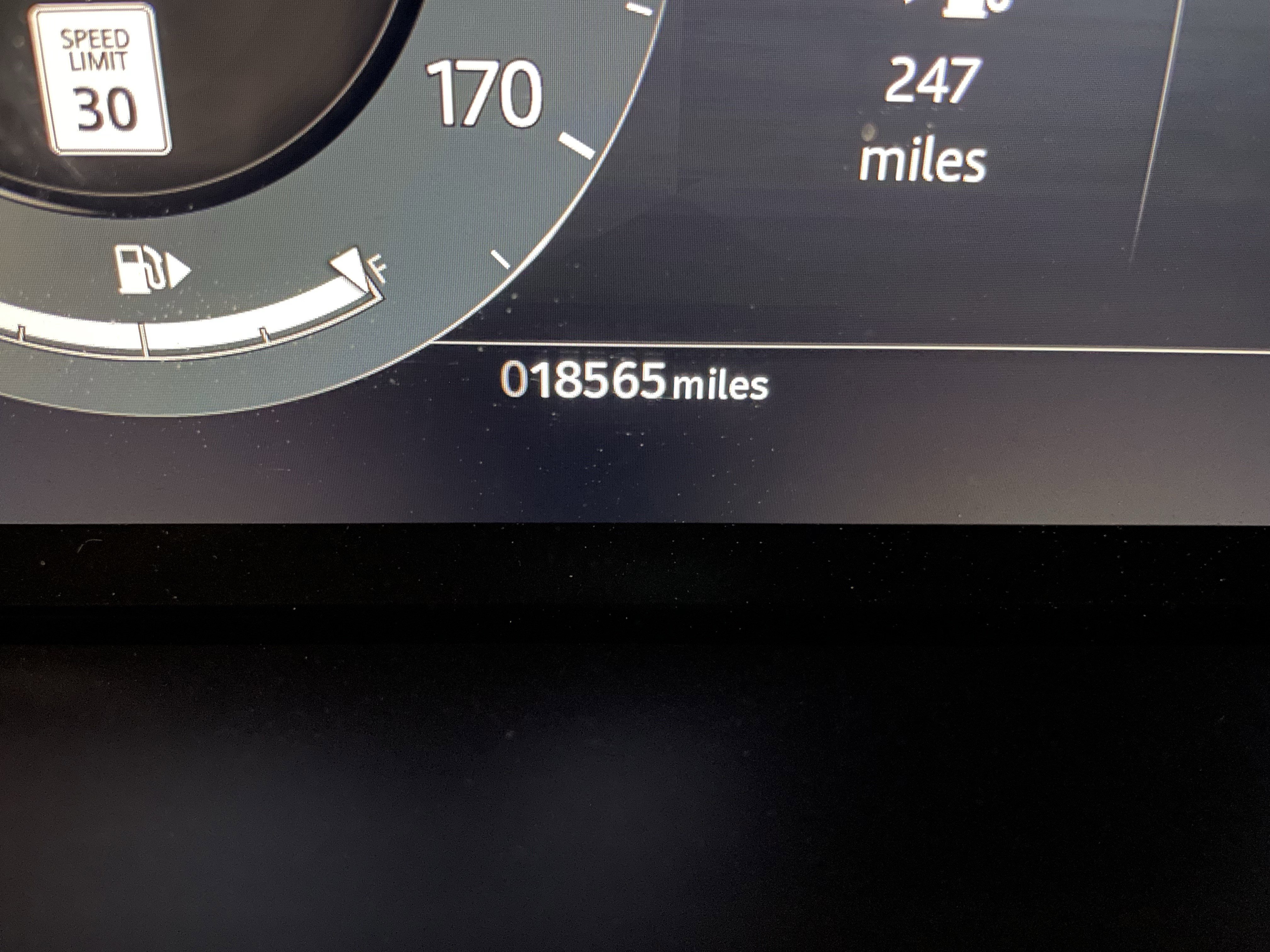 Certified 2024 Land Rover Range Rover Evoque Dynamic SE image 25