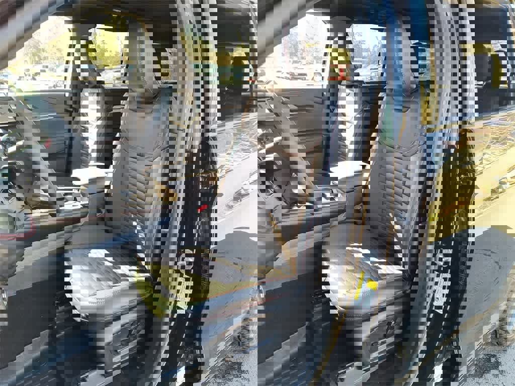 Used 2025 Ford Explorer ST-Line w/ Premium Package image 11