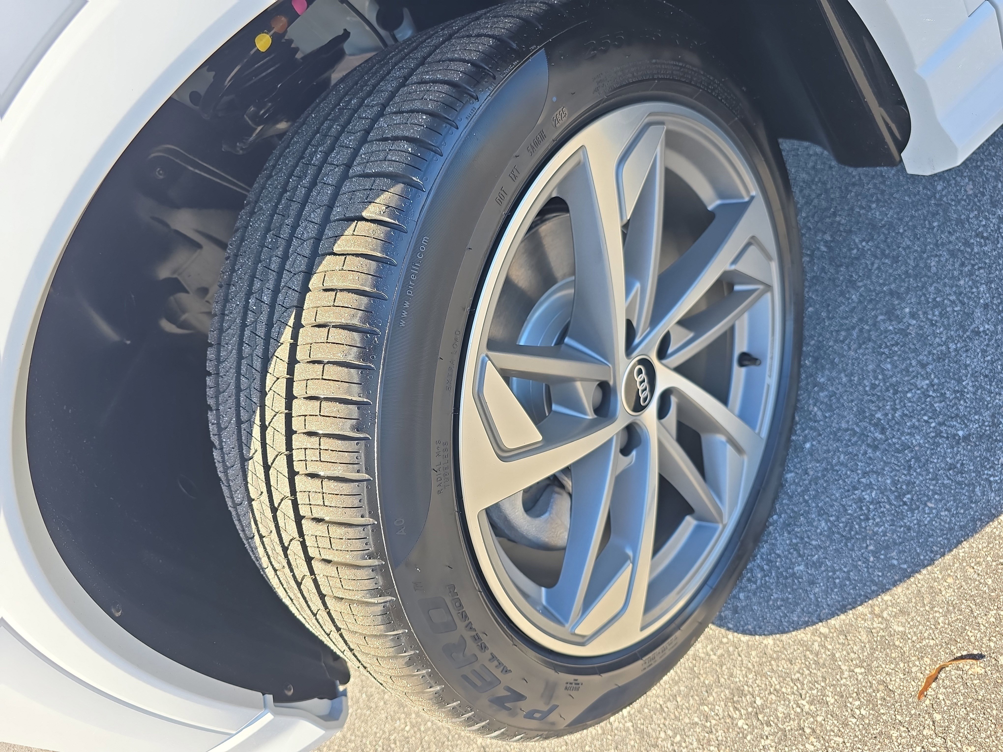 New 2025 Audi Q3 2.0T Premium image 31