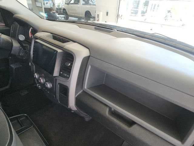 Used 2014 RAM 3500 Tradesman w/ Chrome Appearance Group RWD image 20