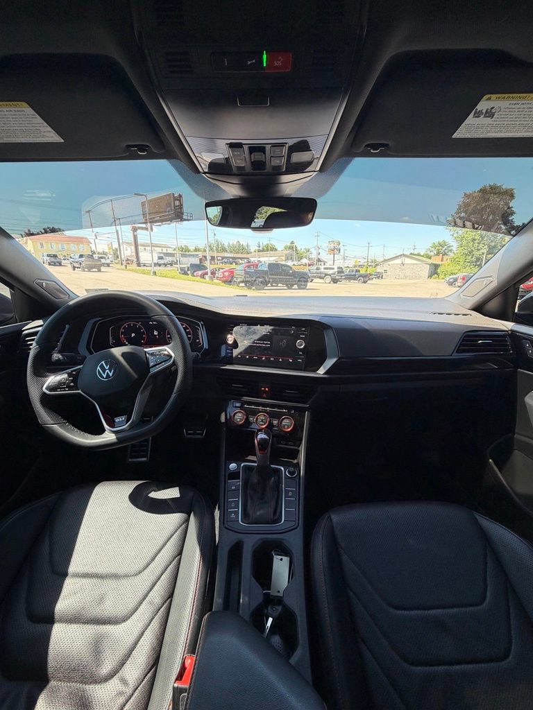 Used 2022 Volkswagen Jetta GLI Autobahn FWD image 17