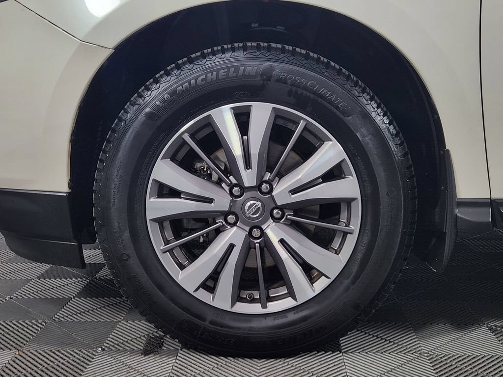 Used 2017 Nissan Pathfinder SL w/ SL Premium Package AWD/4WD image 22