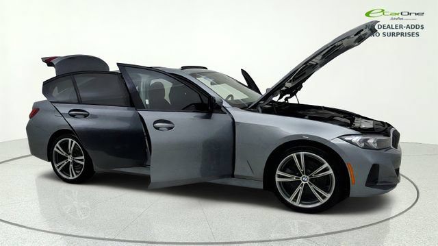Used 2023 BMW 330i Sedan w/ Driving Assistance Package RWD image 12