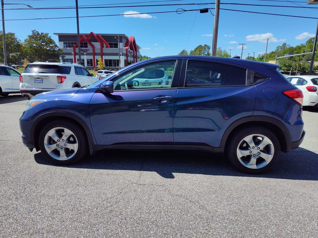 Used 2017 Honda HR-V EX image 7