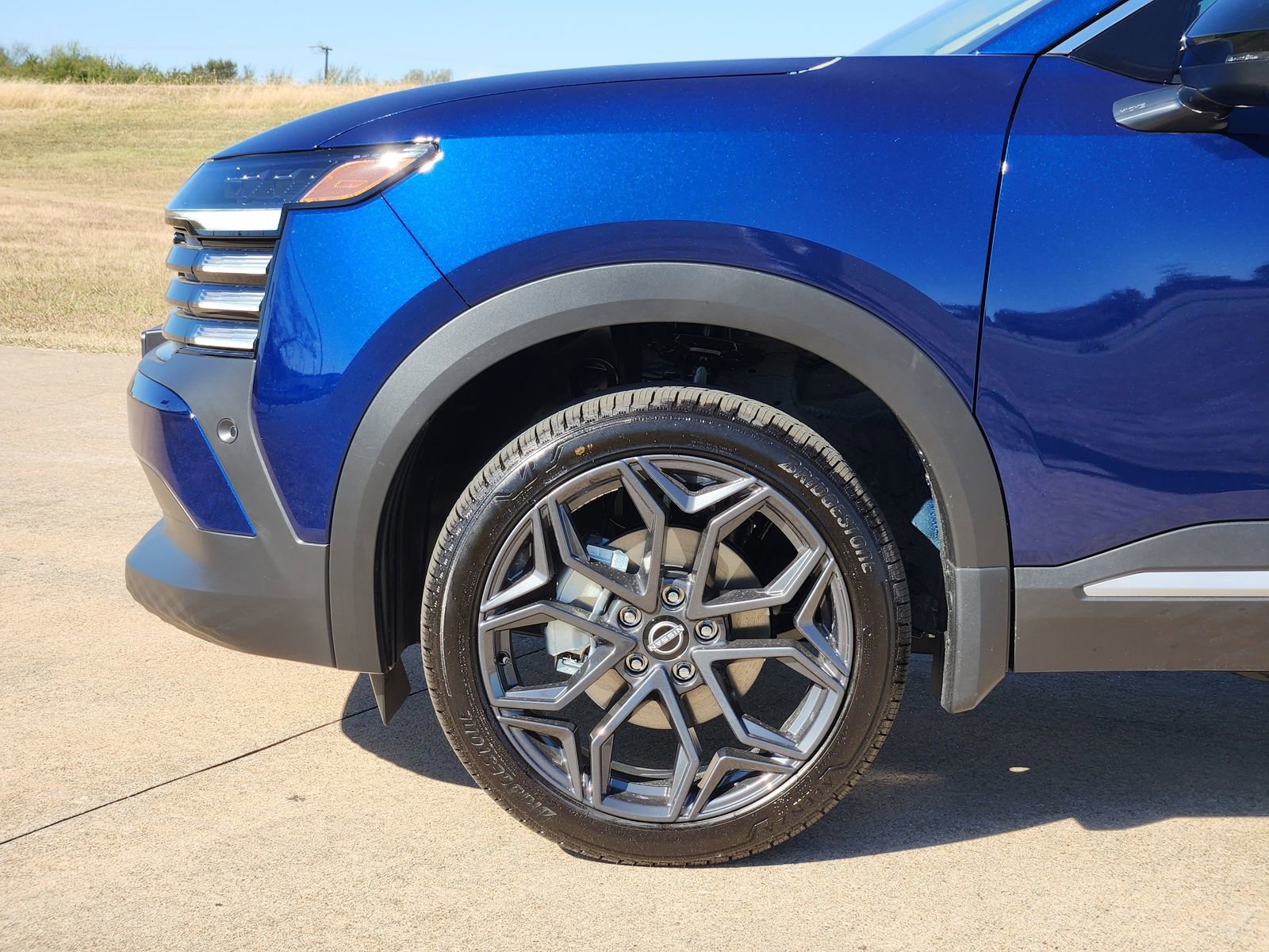 New 2026 Nissan Kicks SR w/ SR Premium Package image 10