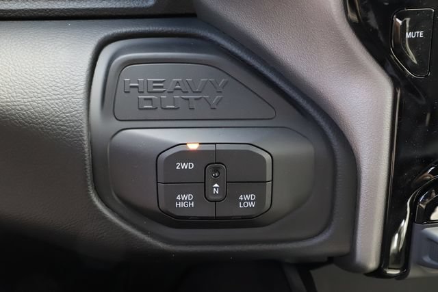 New 2026 RAM 2500 Big Horn AWD/4WD image 34
