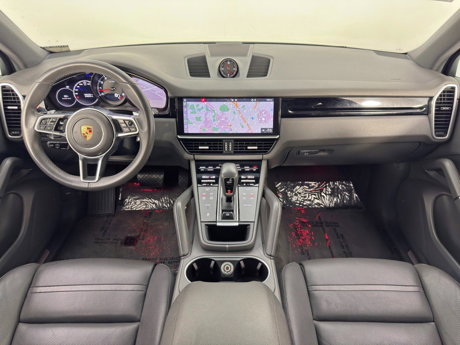 Used 2019 Porsche Cayenne image 12