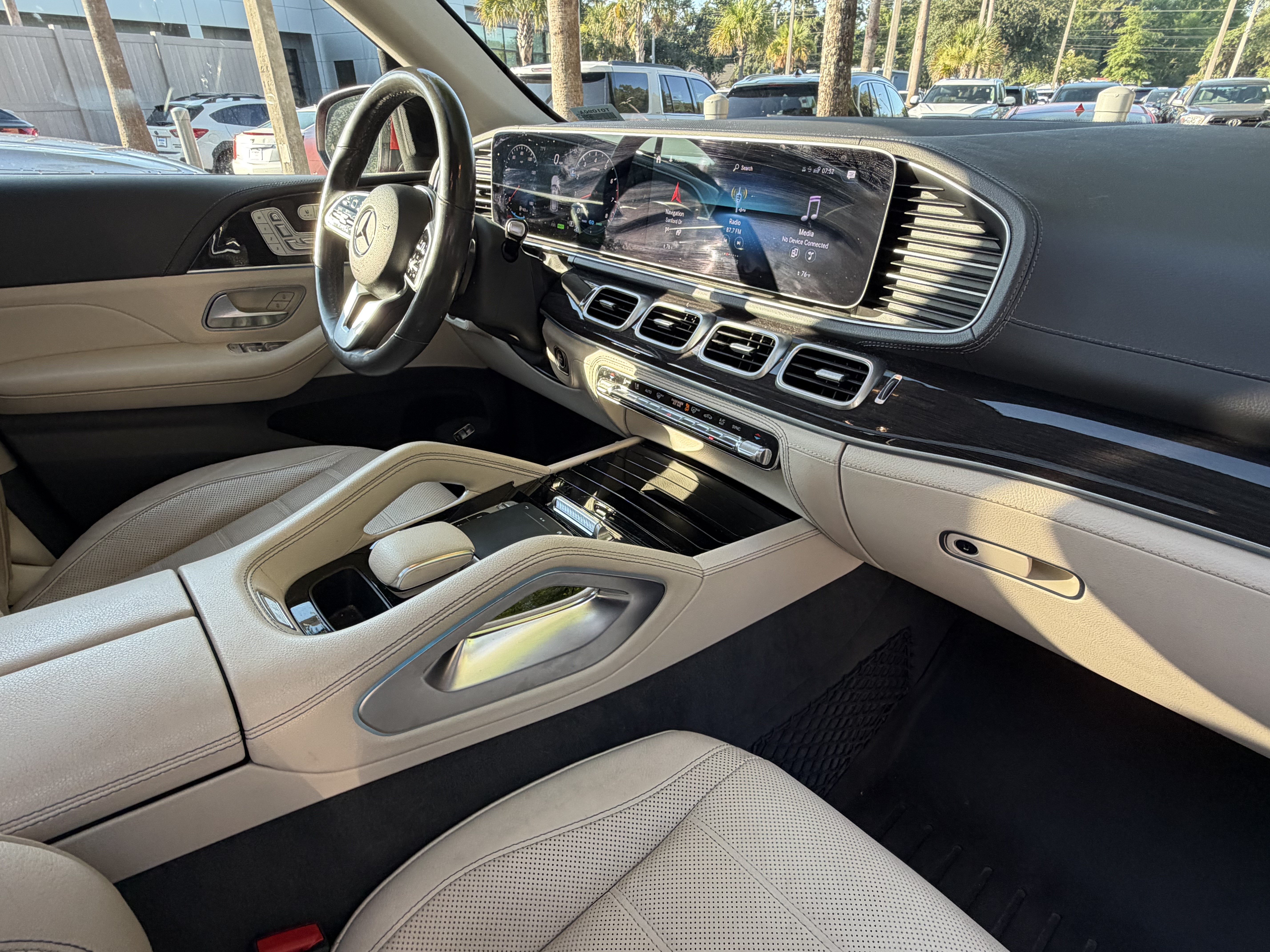Used 2020 Mercedes-Benz GLE 450 4MATIC image 49