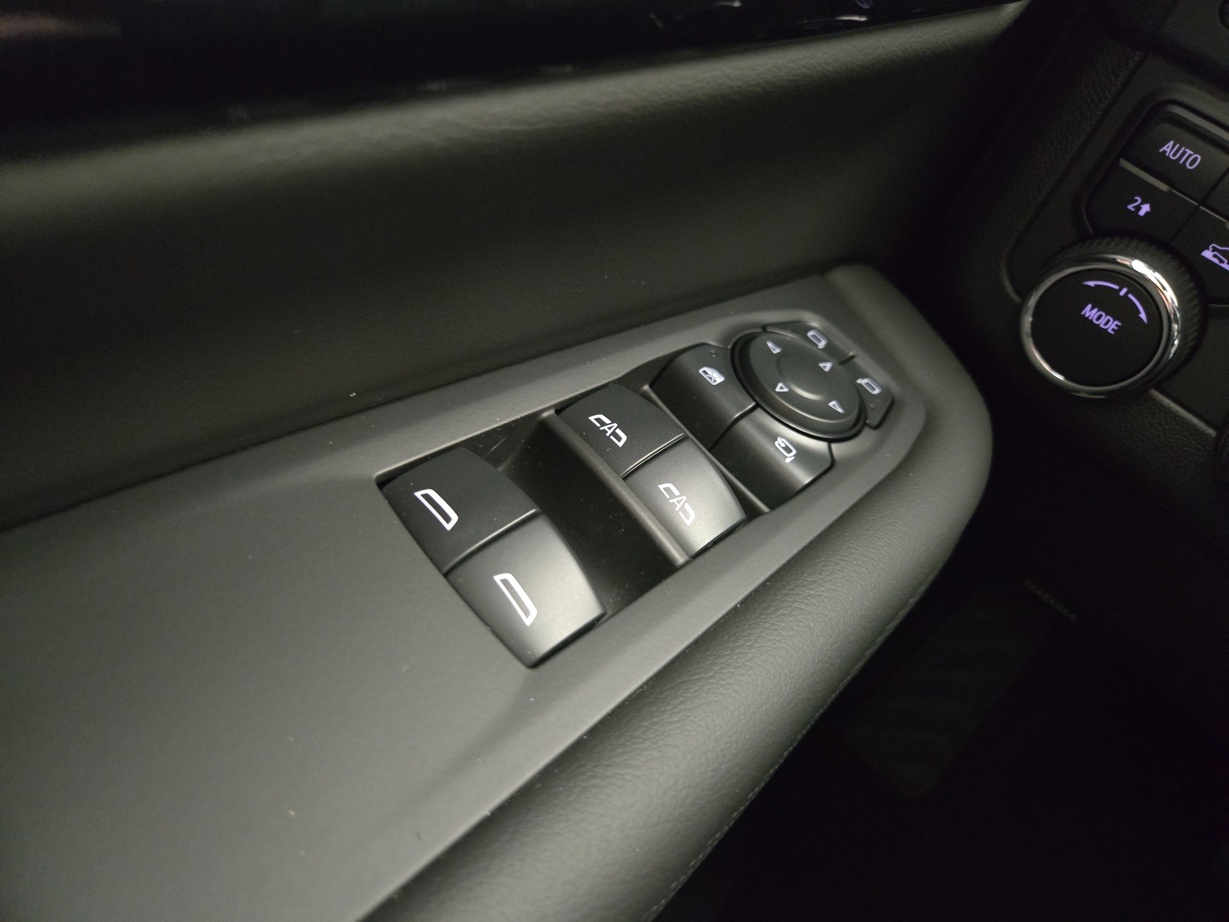 Used 2025 Chevrolet Tahoe RST w/ Comfort Package image 28