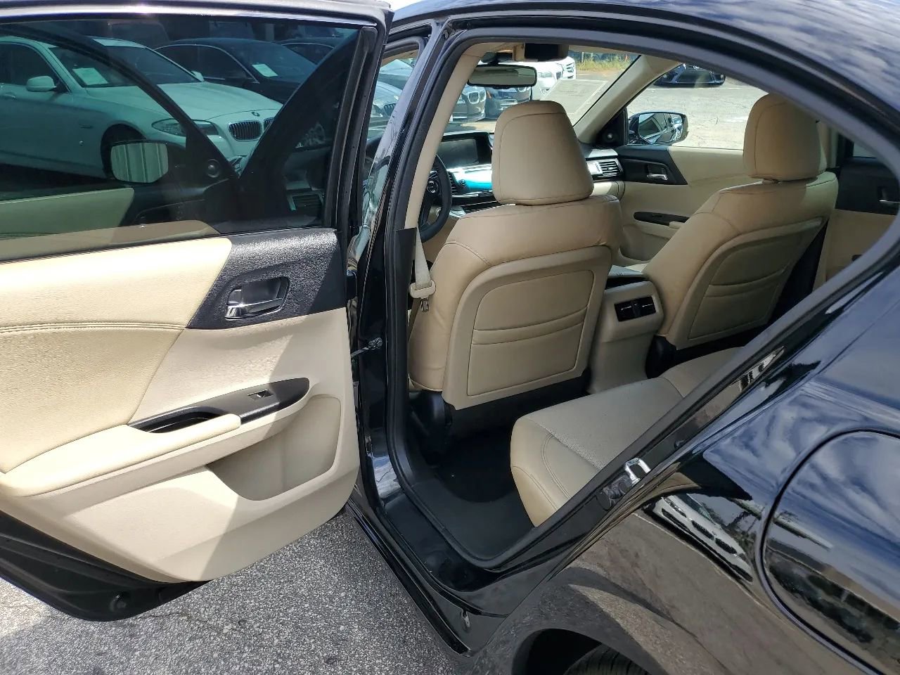 Used 2013 Honda Accord EX-L image 30