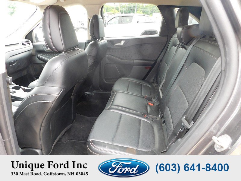 Used 2020 Ford Escape Titanium AWD/4WD image 27