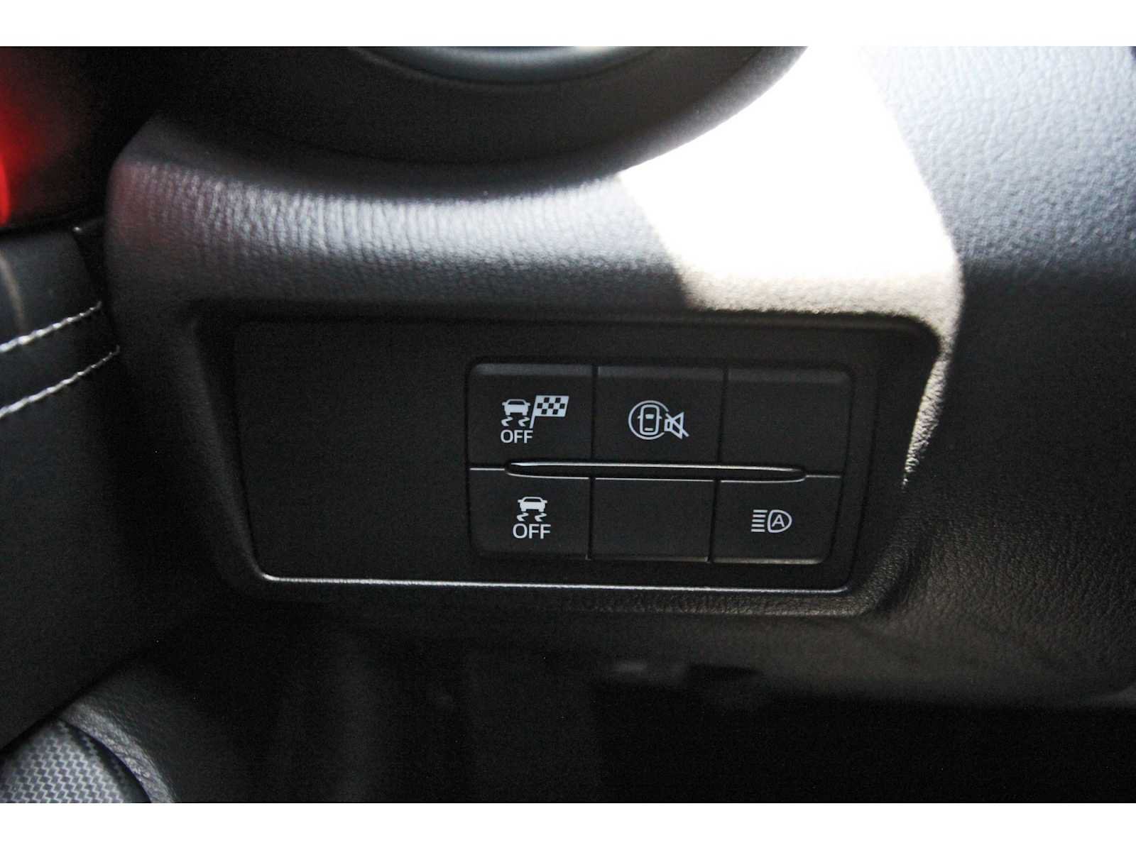 Used 2024 MAZDA MX-5 Miata RF Grand Touring RWD image 13